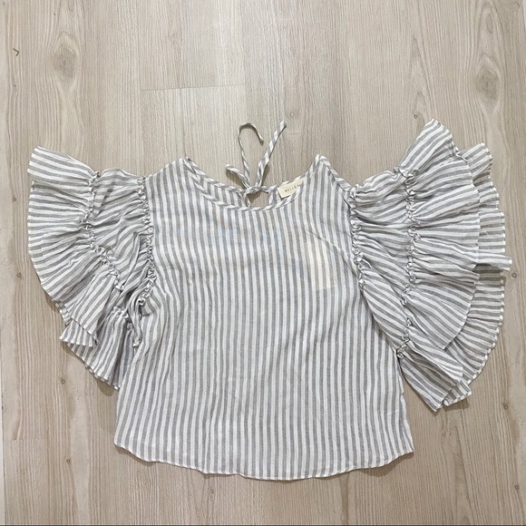 mello day Tops - NWT mello day Sripes ruffled top